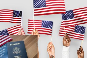 "गोल्ड कार्ड"- Live India News