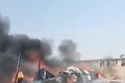 भारत ने पाकिस्तान के JF-17 फाइटर जेट को मार गिराया- Live India News